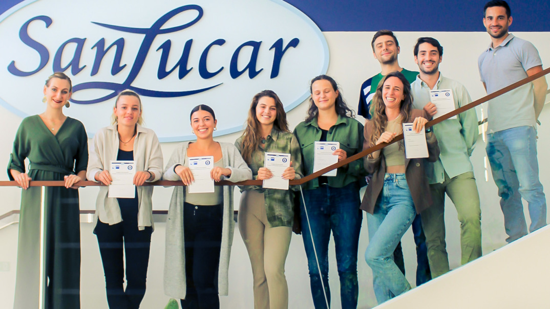 Presse_Handelsexperte Obst und Gemuese SanLucar recognized as a leading fresh produce expert in the retail industry, highlighting quality and sustainability.