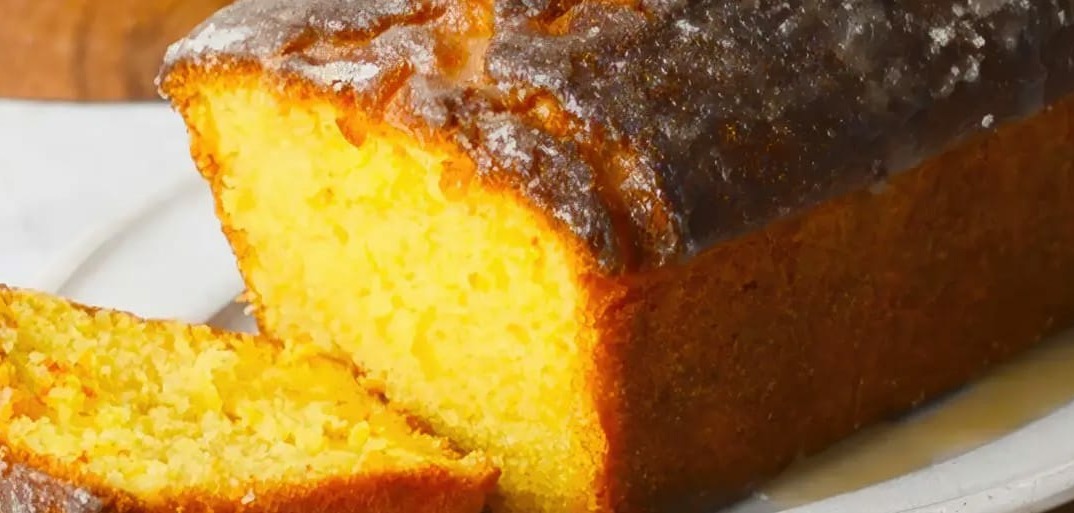 Mandarin cake with a golden crust – a fruity and delicious dessert made with fresh mandarins.