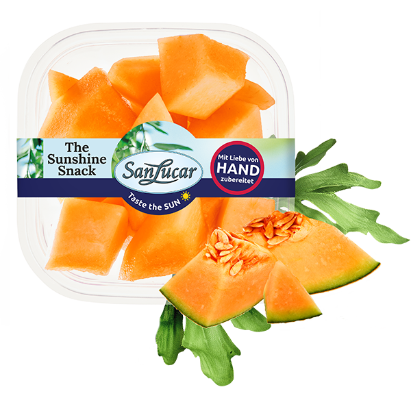 Fresh_Cut_melon_cantaloupec_00171 Fresh SanLucar Fresh Cut cantaloupe melon, perfectly sliced and ready to enjoy, showcasing its sweet and juicy flavor.