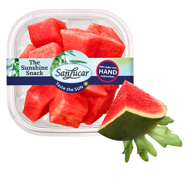 Fresh_Cut_watermelon_76883 Fresh SanLucar Fresh Cut tropical mix, a delicious selection of exotic fruits, perfectly sliced for a refreshing and healthy snack.
