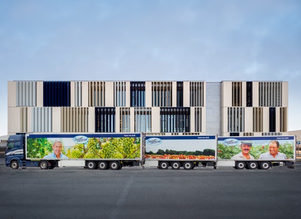 transport SanLucar logistics and transportation ensuring fresh produce delivery with efficiency and sustainability.